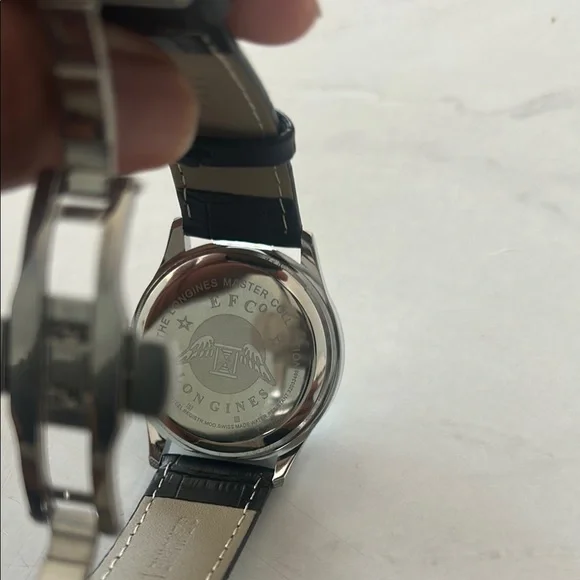 Longines Silver and Black Watch (quartz brand new battery) - Picture 4 of 4